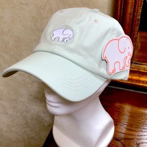 New Women’s Ivory Ella ladies hat. One size. Very light mint green. Adjustable.